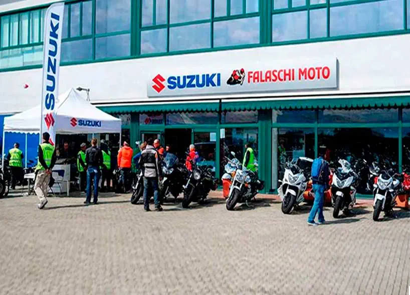 Falaschi Moto - showroom esterno
