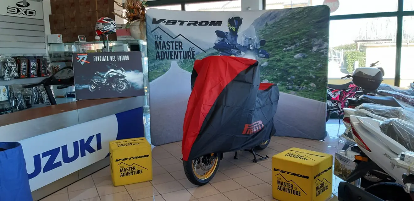 Salone moto Falaschi Moto Collesalvetti Livorno