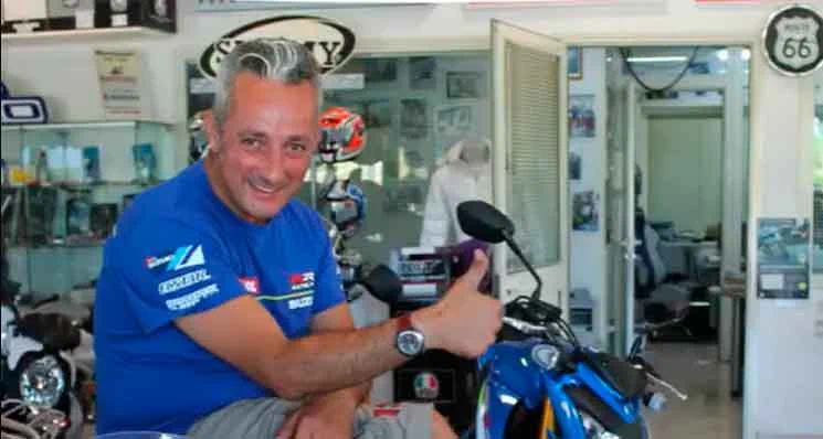 Umberto Falaschi su moto Livorno